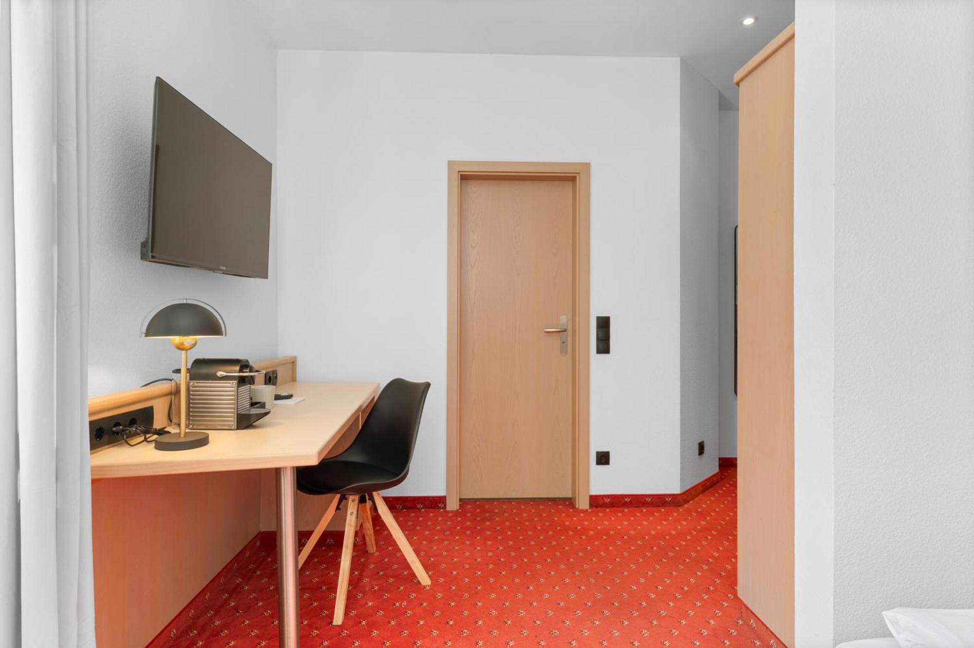 Steiners Hotel Airport-Messe สตุตการ์ต ภายนอก รูปภาพ